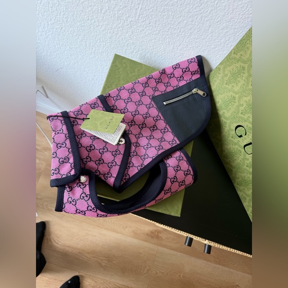 Gucci Dog GG Trench Coat, Size S, NWT - Picture 5 of 10